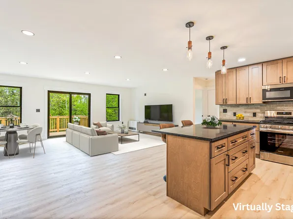 734 Main Road, Charleston, ME 04422