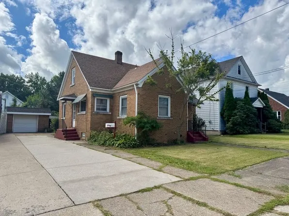 823 E 30th St, Erie, PA 16504