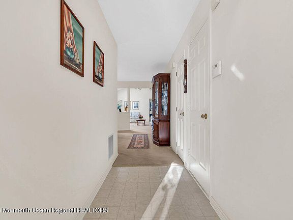 4th image of 2346 N Chanticleer Court