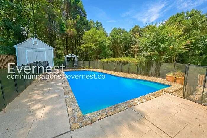 4 bed, 3.0 bath, 2664 sqft, $2,995 — Photo 2