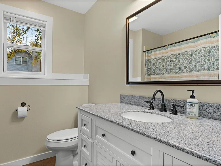 207 Clark St #4 — Photo 8