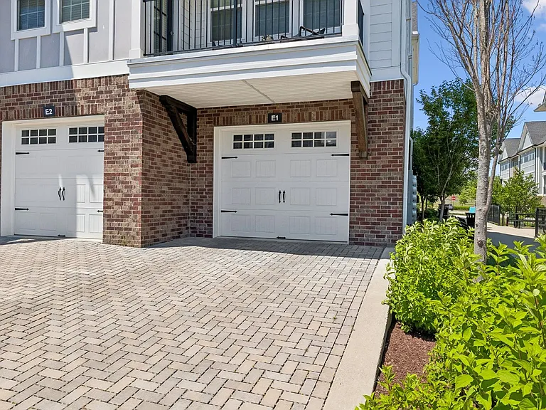 900 Vintage Green Ln #104 — Photo 28