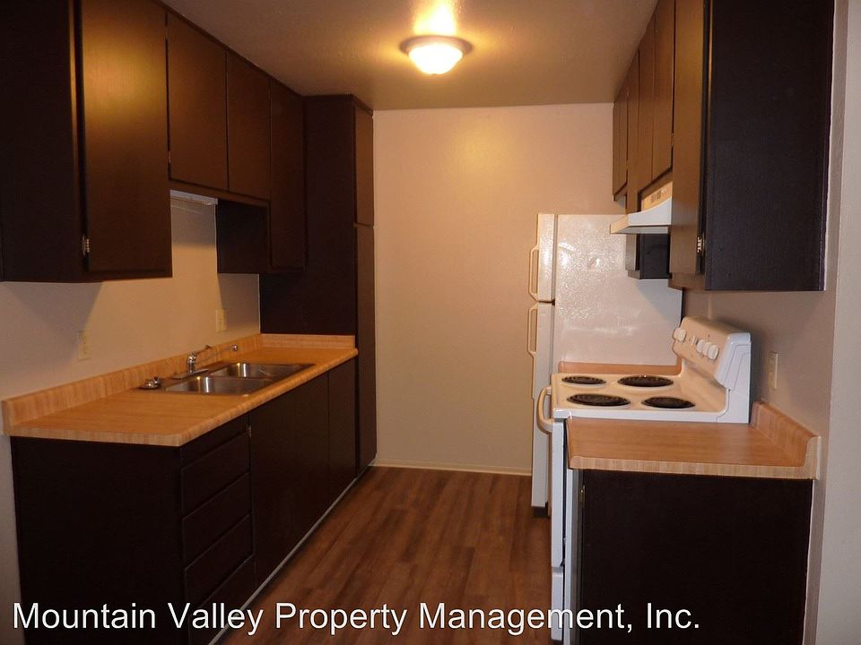 2nd image of 345 Bennett St APT 2