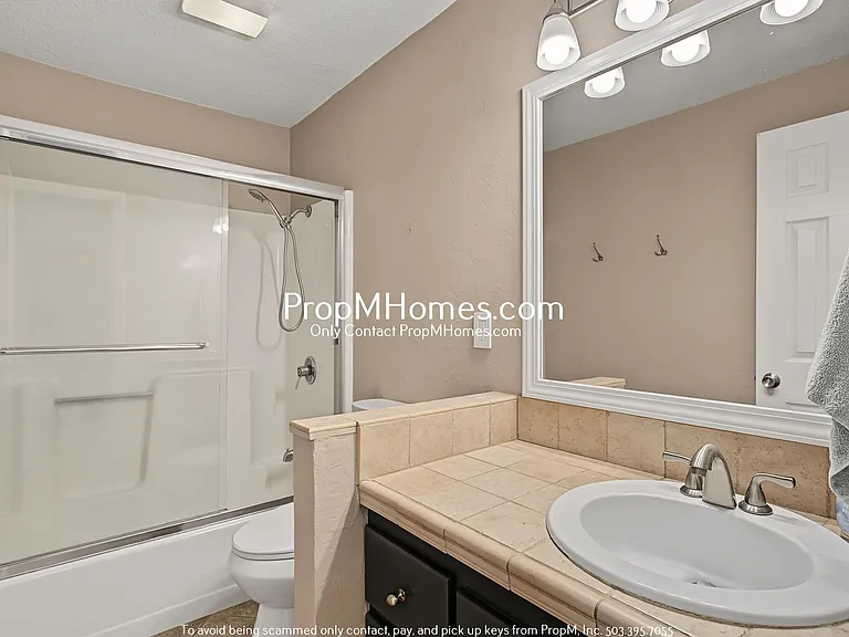 11908 SE 56th Ave — Photo 21