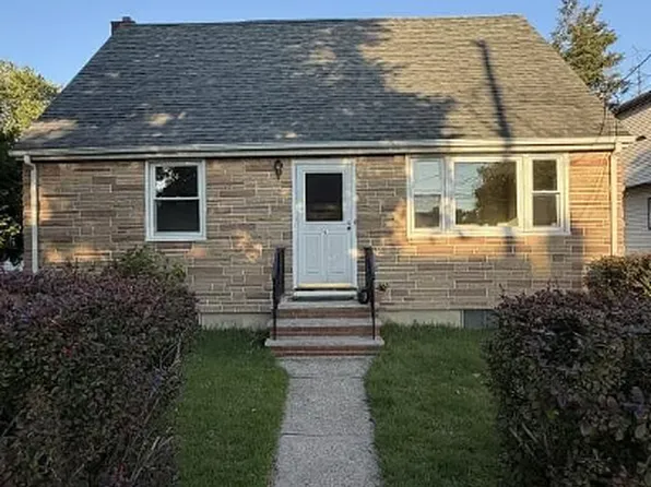 9 Lyon Place image 1 of 23