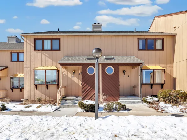 201 Skyview Drive #201, Cromwell, CT 06416