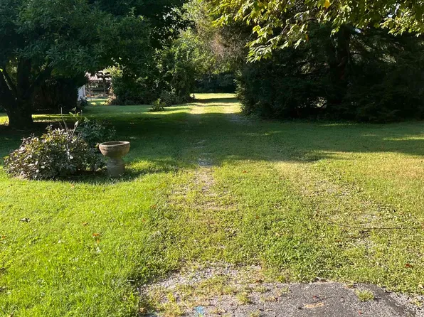 1350 E Rhorer Rd, Bloomington, IN 47401