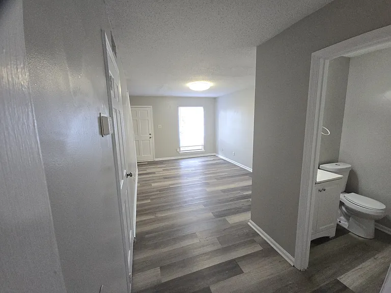1307 W Meadowview Rd #F — Photo 14