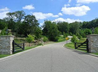 105 Orchard Wood Path, Granville, OH 43023