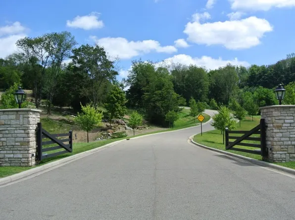 105 Orchard Wood Path, Granville, OH 43023