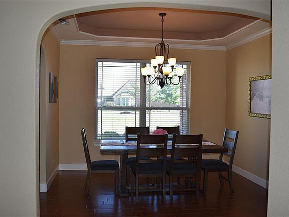 5th image of 434 Apple Blossom Dr