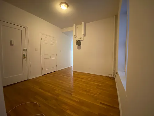 Rented by J PRESTON AND ASSOCIATES INC | media 3