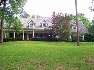 1355 Hollow Hills Dr, Camden, AR 71701
