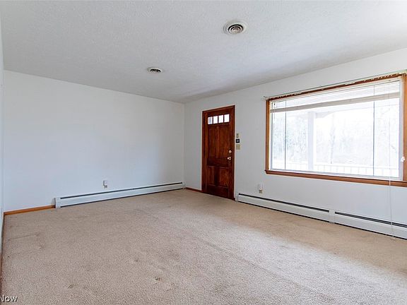 3rd image of 6961 Bear Swamp Rd