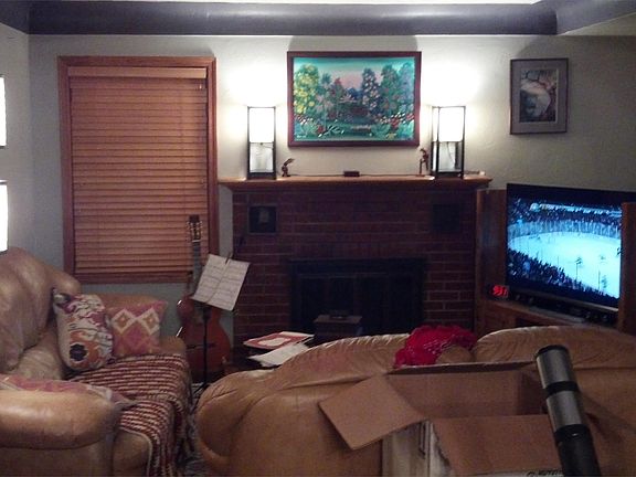 5th image of 2077 Giesmann St