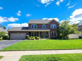 9262 Castlebury Dr, Temperance, MI 48182