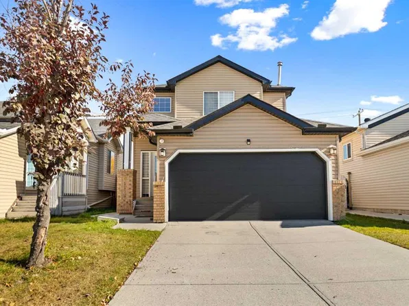 6 W Martin Crossing Way NE, Calgary, AB T3J 3V1