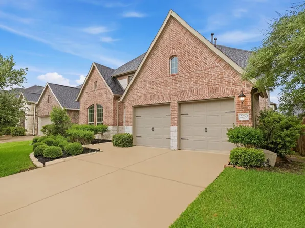 2239 Falcon Brook Dr, Katy, TX 77494