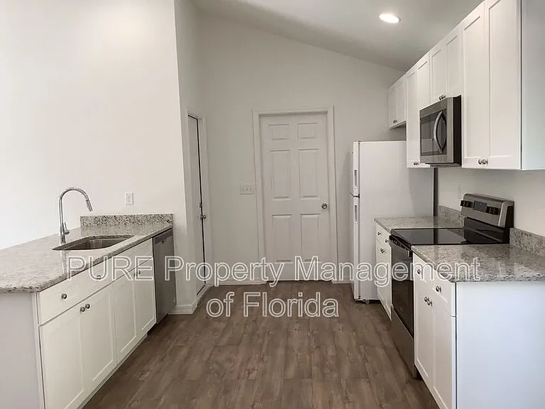 6255 SE 165th Ct — Photo 10