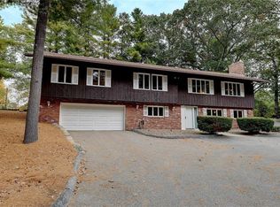 909 Greenville Ave, Greenville, RI 02828