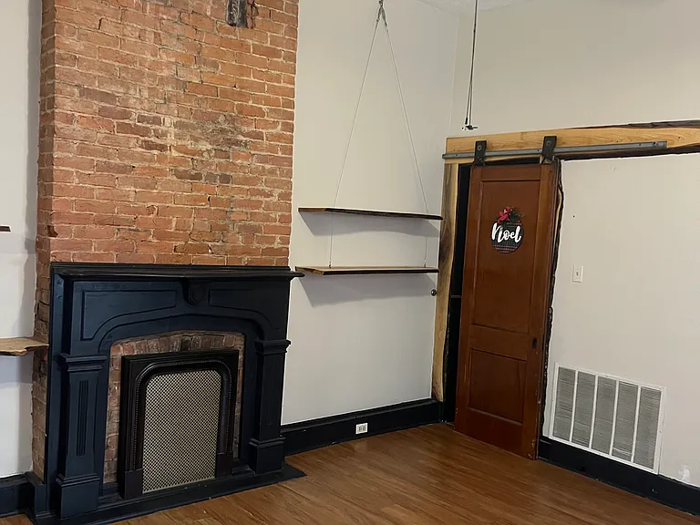839 Bakewell St #1 — Photo 3