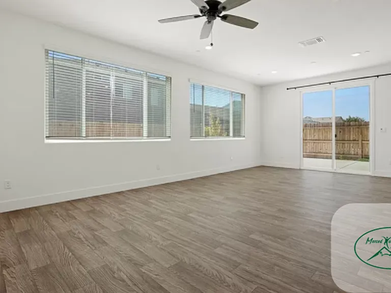 2346 Vaca Way — Photo 31