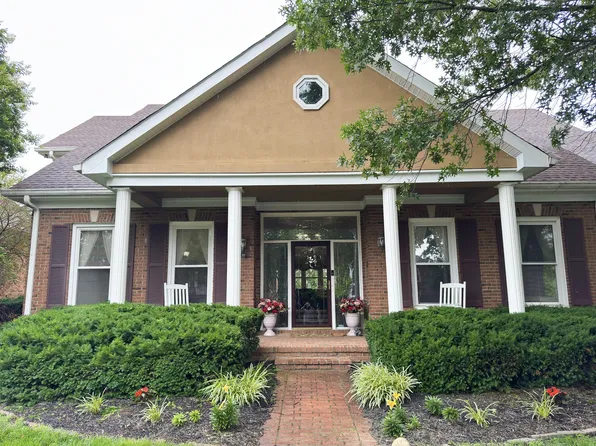 135 N Country Club Dr, Hendersonville, TN 37075