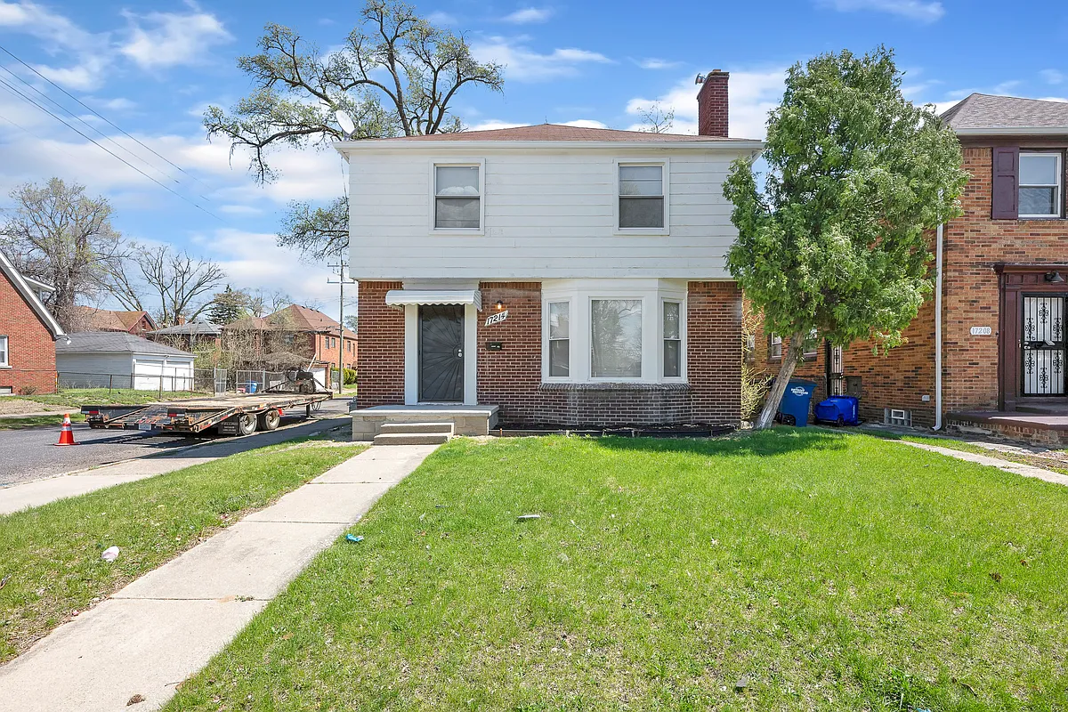 Building Photo - 17214 Kentucky St
