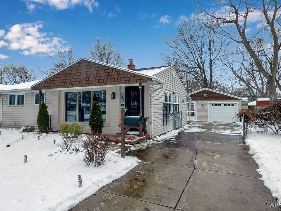 1st image of 132 Overbrook Ave