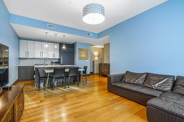 Rented by Modern Spaces | media 2