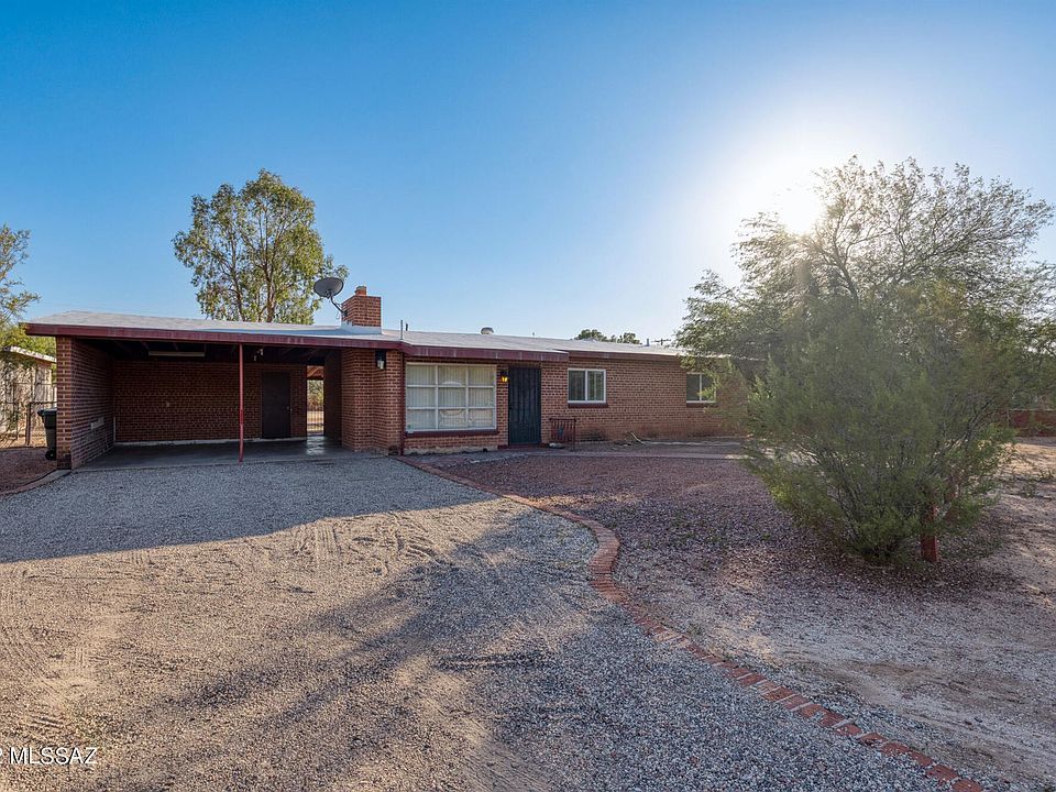 1st image of 4534 E San Carlos Pl N