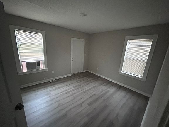 2nd image of 519 W 19th St #2