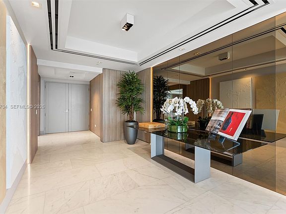 4th image of 18501 Collins Ave #4003/04