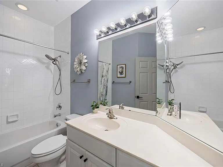 8482 Bent Creek Way — Photo 25