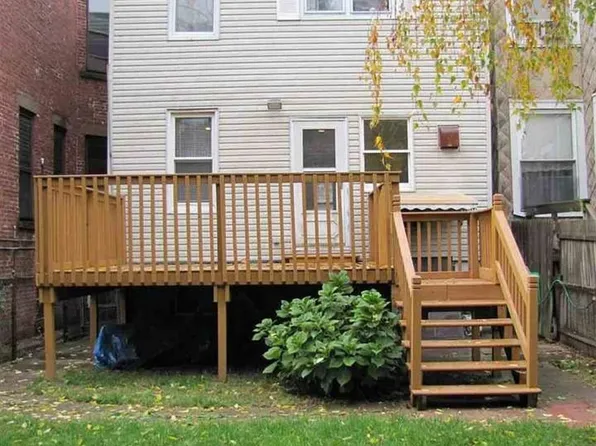 314 Webster Avenue image 2 of 7