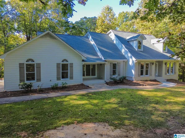 660 Canyon Ridge Rd, Sylacauga, AL 35151