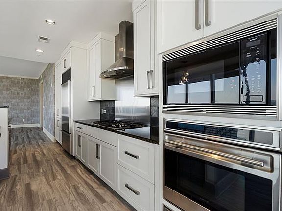2nd image of 3344 Peachtree Rd NE Unit 3703