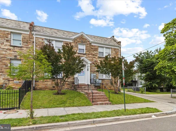 1211 Simms Pl NE, Washington, DC 20002