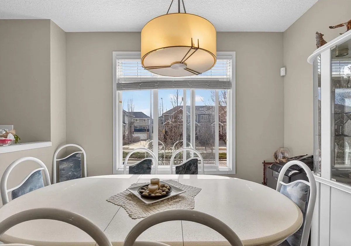 SF99 - 2 Bedroom + Den 2.5 Bathroom in Secord - #60 320 Secord Blvd NW — Photo 2