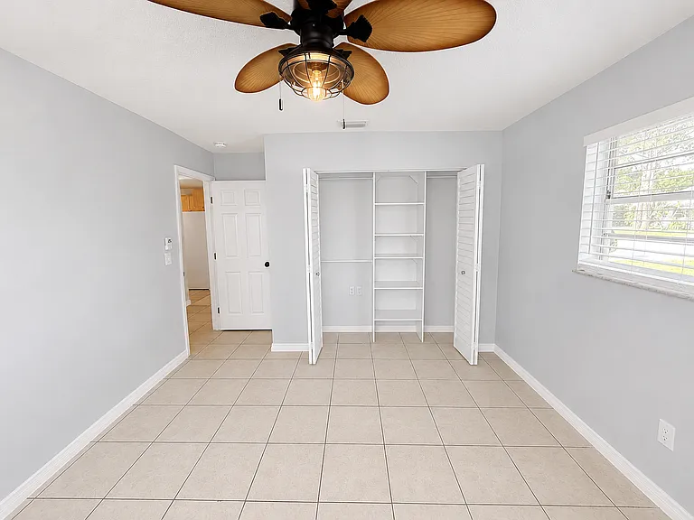 2478 NW Holiday Ct — Photo 11