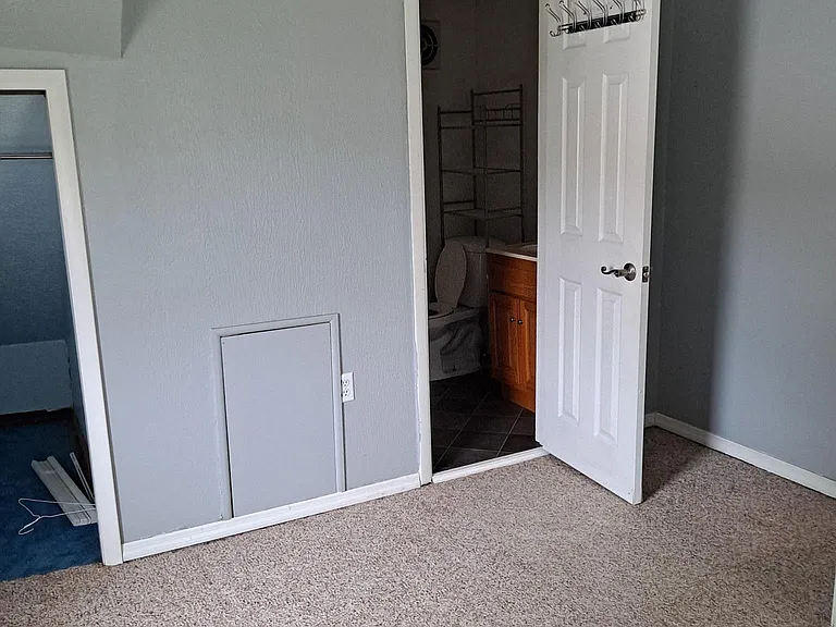 187 Pocahontas St — Photo 25