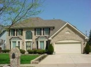 29 Nicolette Ave, Schaumburg, IL 60173