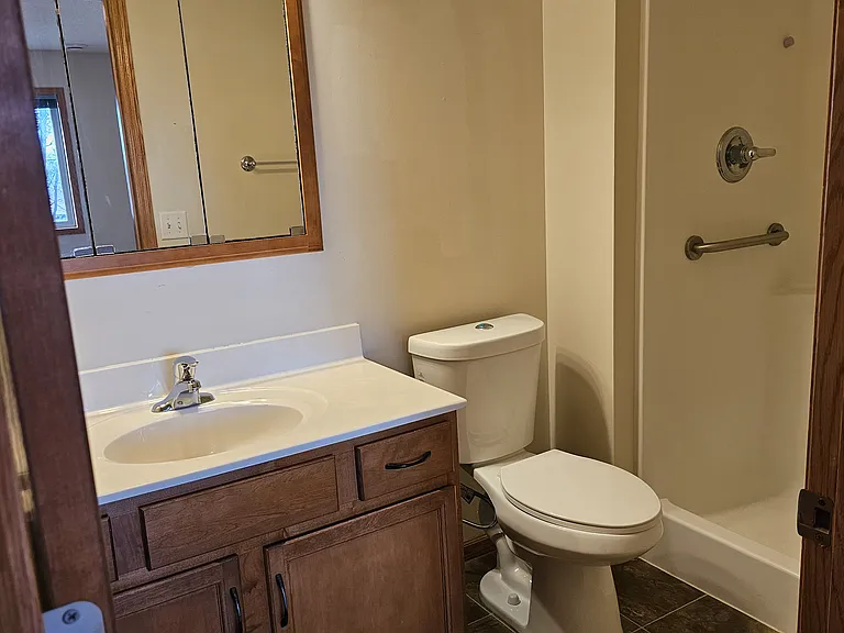 838 3rd St NE — Photo 38