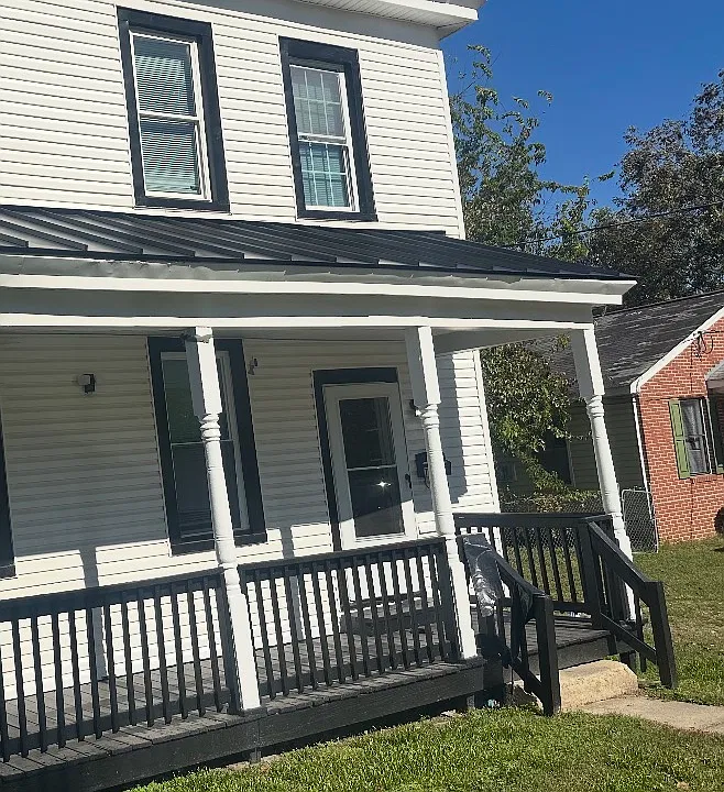 715 Kirkham St #1