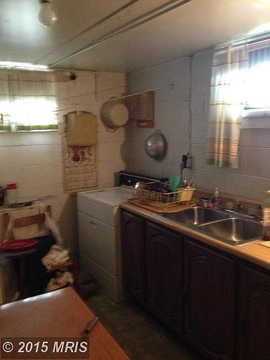 2nd image of 5017 C St SE