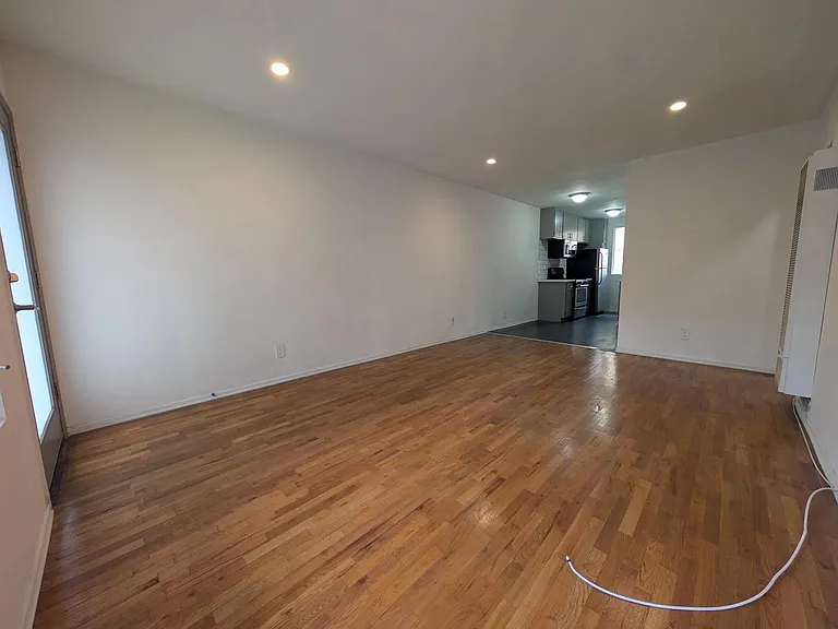 1623 N Formosa Ave #12-90046 — Photo 6