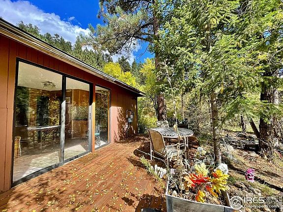2nd image of 7647 Lefthand Canyon Dr