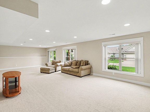 2nd image of 8902 Macywood Ln #5