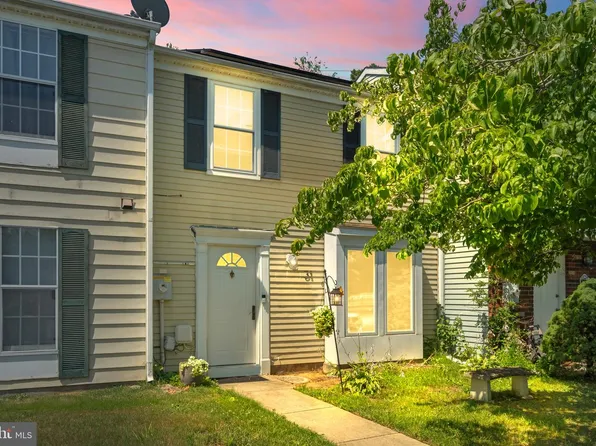 31 Victoria Manor Ct, Sicklerville, NJ 08081