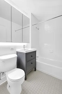 Rented by Cooper & Cooper Real Estate | media 7